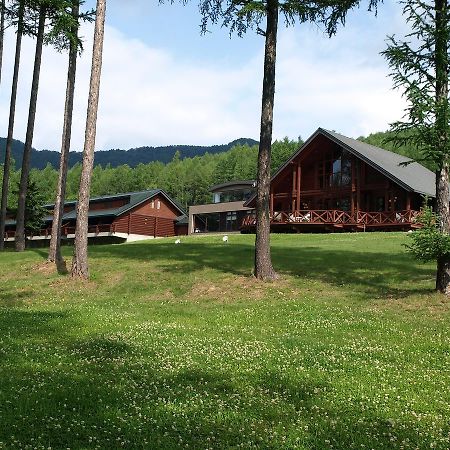 Log Hotel Larch Lake Kanayama Minamifurano Extérieur photo