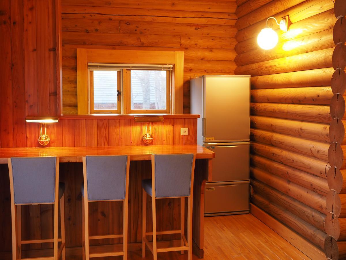 Log Hotel Larch Lake Kanayama Minamifurano Chambre photo