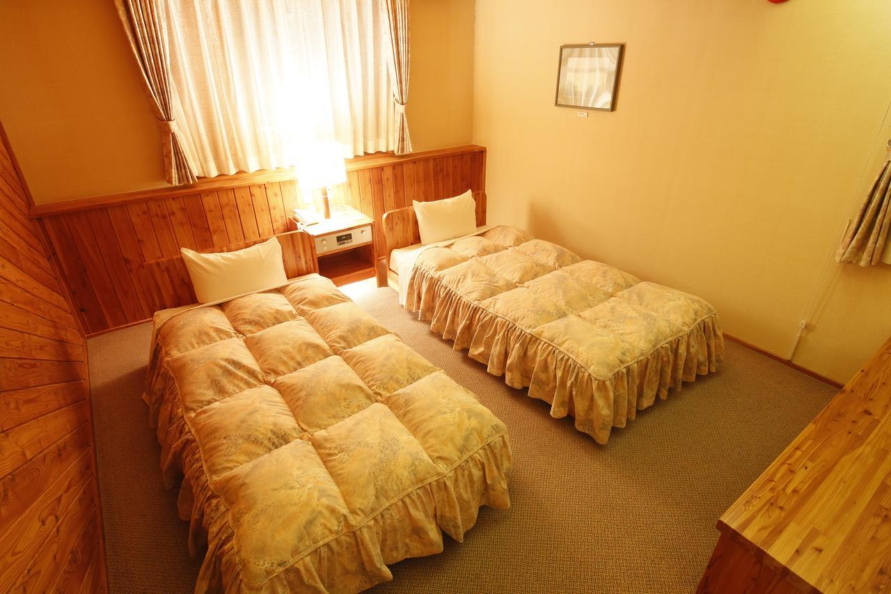 Log Hotel Larch Lake Kanayama Minamifurano Chambre photo