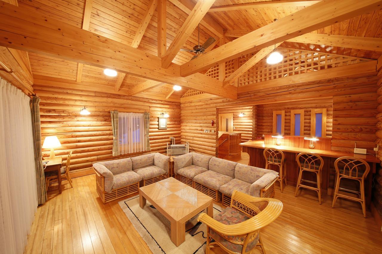 Log Hotel Larch Lake Kanayama Minamifurano Chambre photo