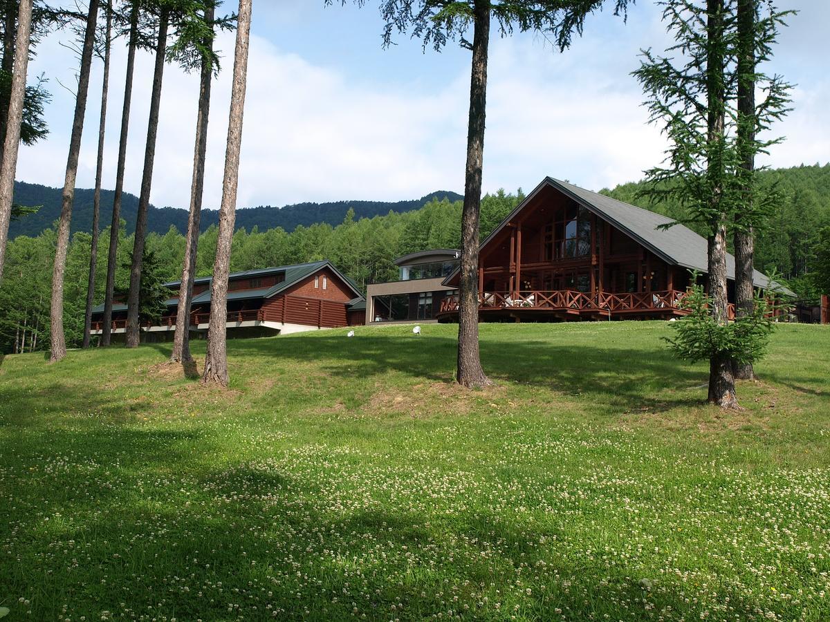 Log Hotel Larch Lake Kanayama Minamifurano Extérieur photo